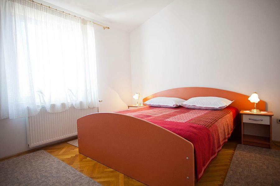 The Ana Apartments Komiža Eksteriør bilde